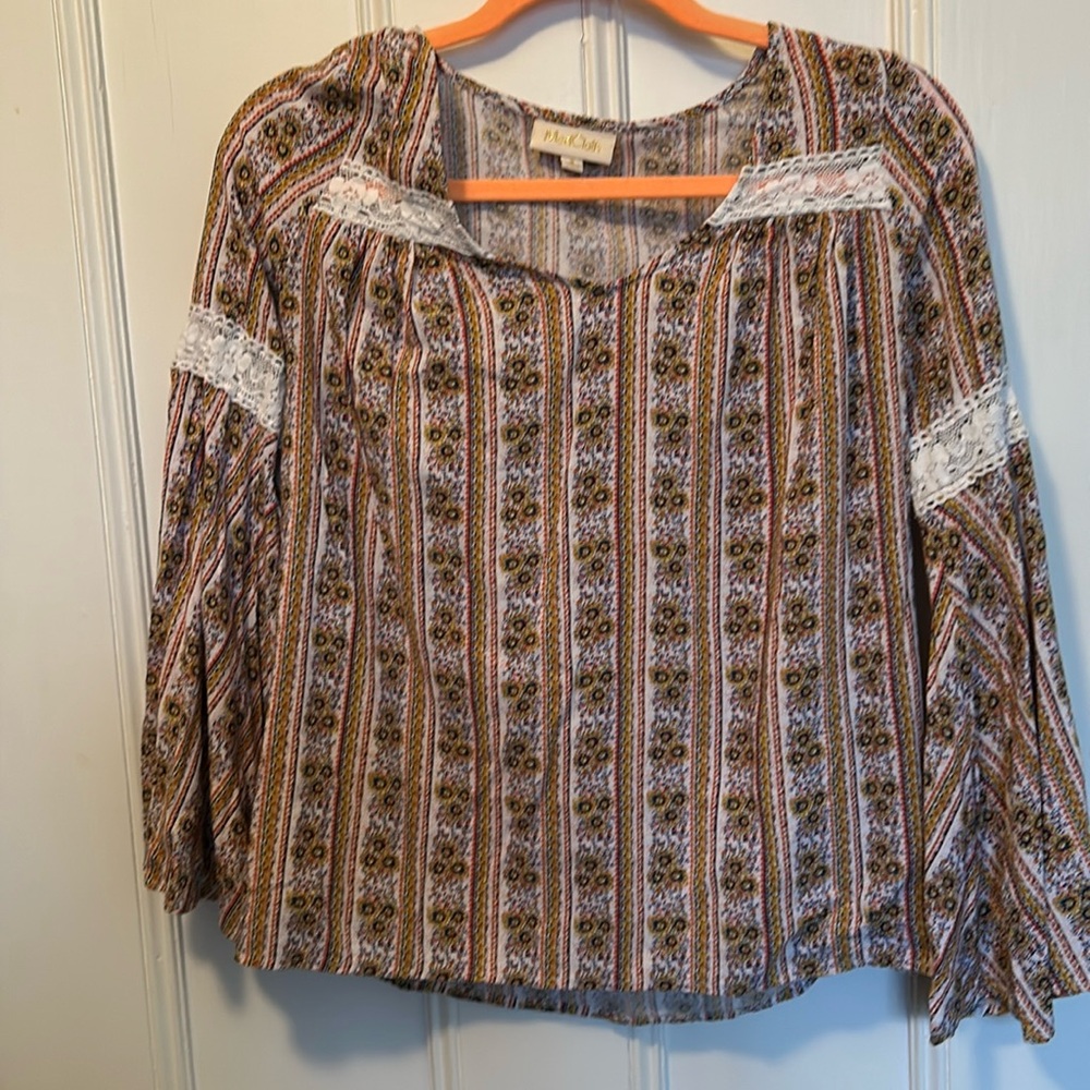 ModCloth bell sleeve top. Size S.